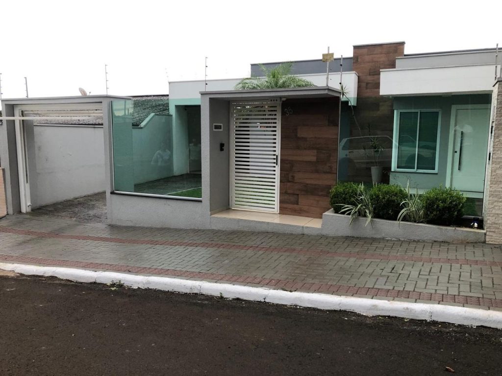 🏡 Casa à Venda em Francisco Beltrão/PR! 🏡