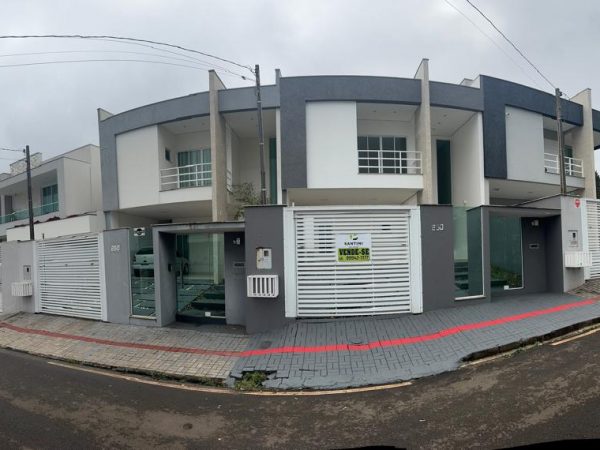 🏠 Sobrado à Venda em Francisco Beltrão/Pr!